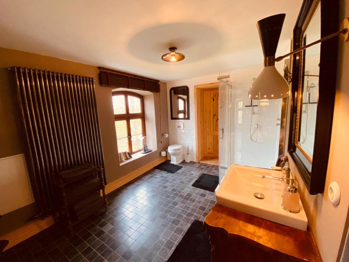 Gutshaus Klein Kussewitz Apartment ภายนอก รูปภาพ