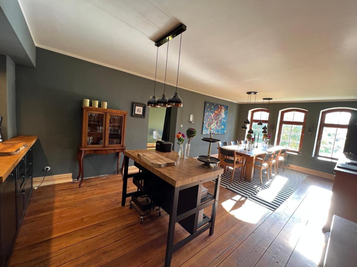 Gutshaus Klein Kussewitz Apartment ภายนอก รูปภาพ