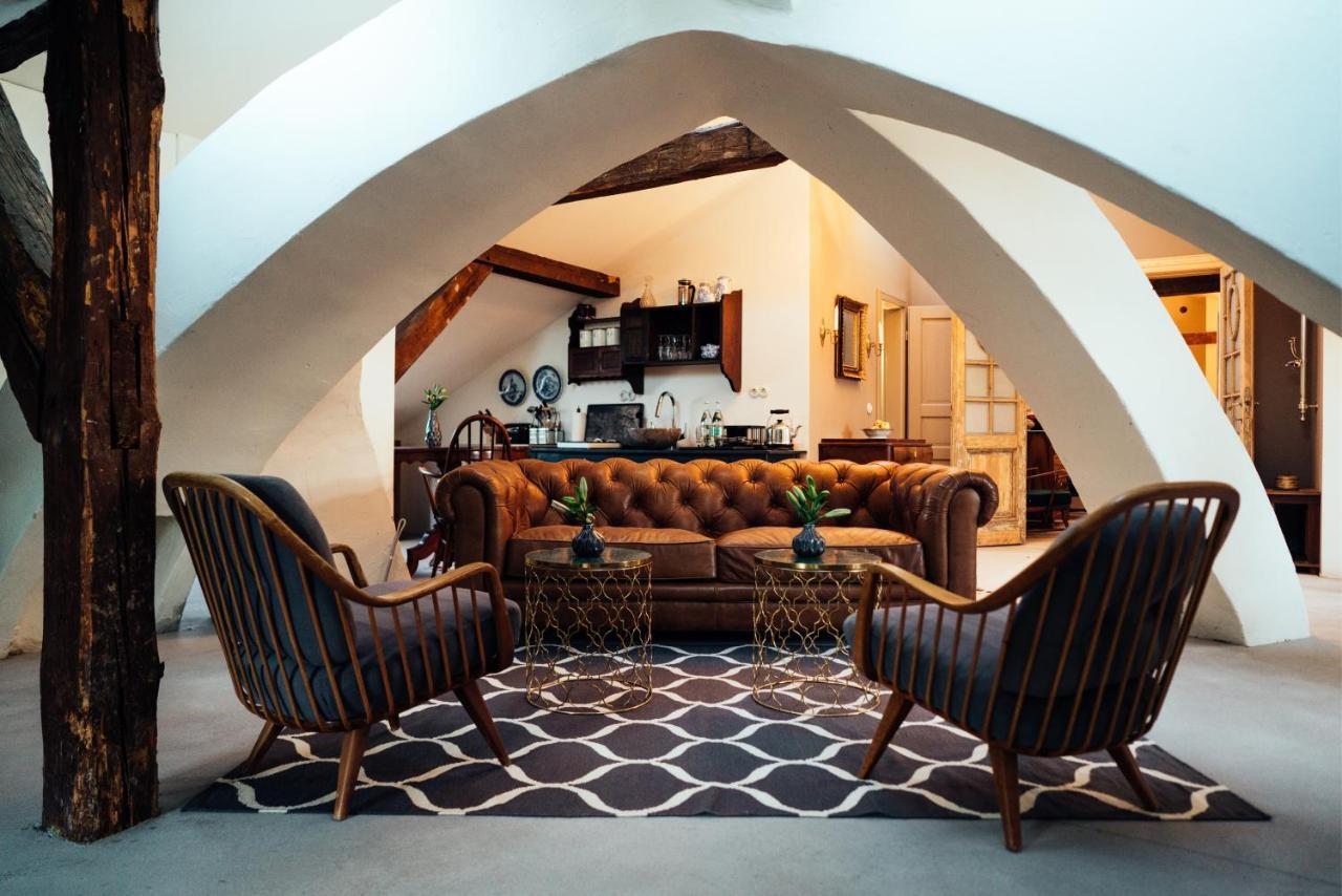 Gutshaus Klein Kussewitz Apartment ภายนอก รูปภาพ